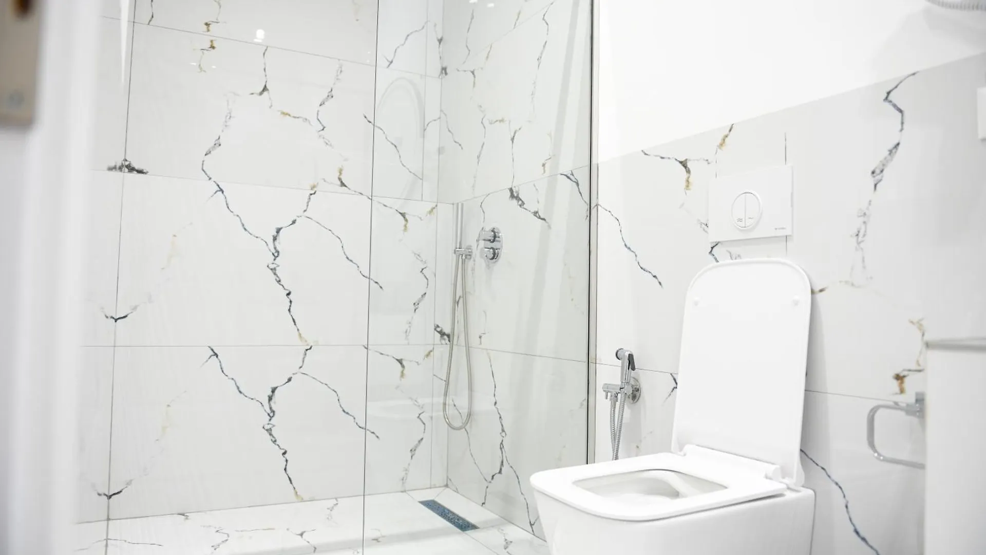 Alpha Rooms Berat 3*,  Albania