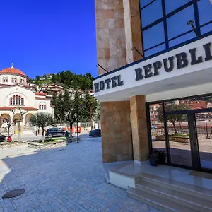 4* Hotel Republika