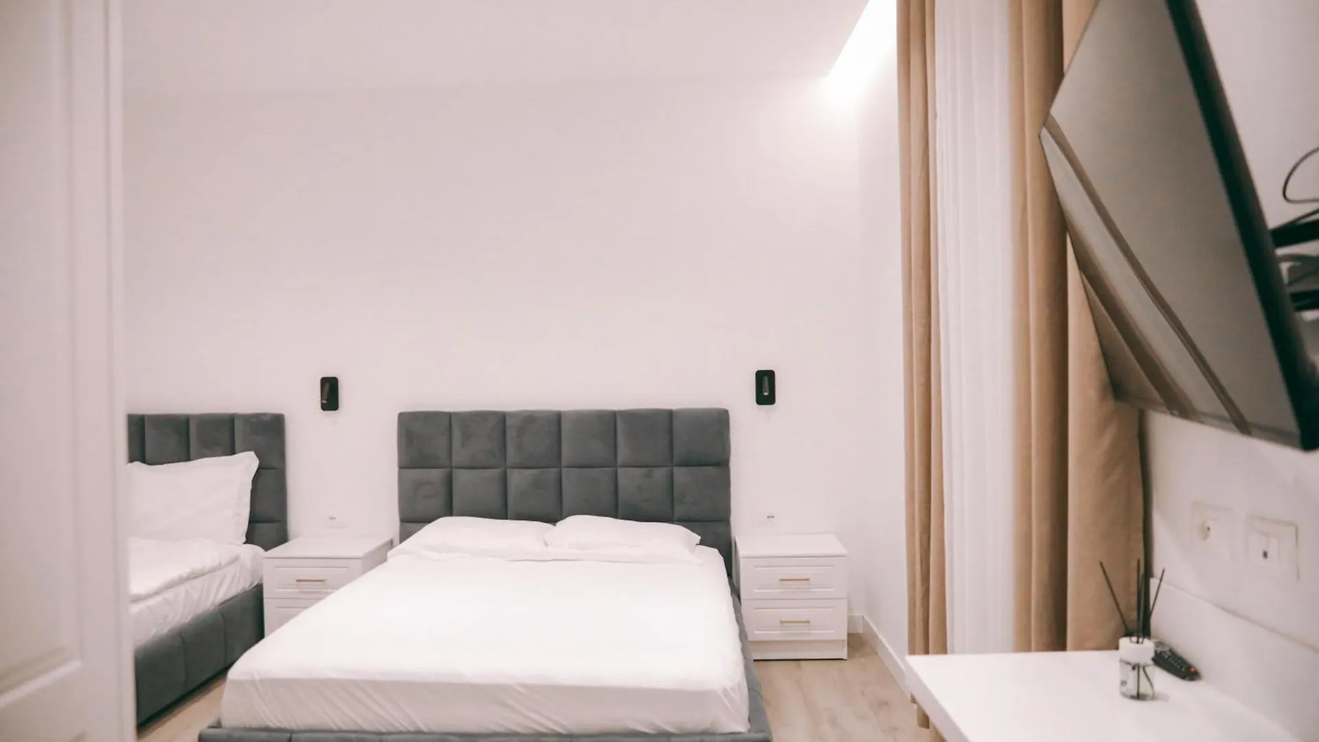 Alpha Rooms 베라트 알바니아