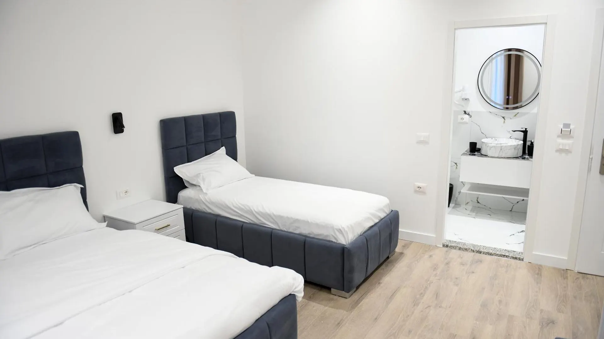 호텔 Alpha Rooms 베라트